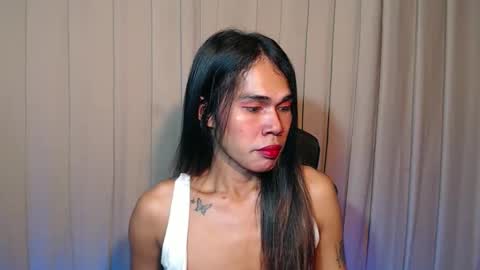 Snapshot of vampy_ebony_laxine chatting on 06/03/26, 12:19 vampy_ebony_laxine online show from 06/03/26, 12:19