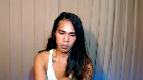 Snapshot of vampy_ebony_laxine chatting on 06/27/26, 10:26 vampy_ebony_laxine online show from 06/27/26, 10:26