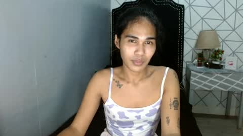 Snapshot of vampy_ebony_laxine chatting on 07/02/26, 12:00 vampy_ebony_laxine online show from 07/02/26, 12:00