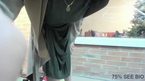 vanessa online show from 12/24/24, 01:27