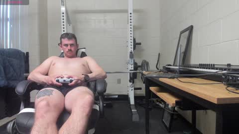 Snapshot of vandal2021 chatting on 02/05/25, 12:31 Vandal2021 online show from 02/05/25, 12:31