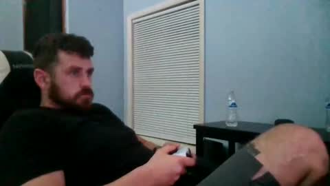 Snapshot of vandal2021 chatting on 11/18/25, 07:46 Vandal2021 online show from 11/18/25, 07:46