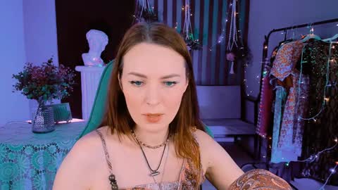 Snapshot of vandarossi chatting on 12/26/24, 03:10 Vanda online show from 12/26/24, 03:10