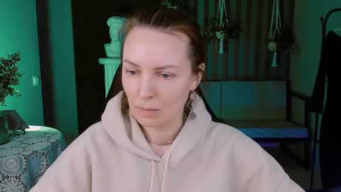 Snapshot of vandarossi chatting on 02/27/25, 01:17 Vanda online show from 02/27/25, 01:17