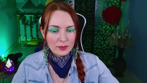 Snapshot of vandarossi chatting on 03/12/25, 08:30 Vanda online show from 03/12/25, 08:30