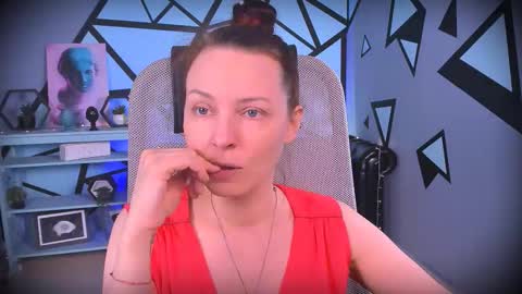 Snapshot of vandarossi chatting on 09/19/25, 10:27 Vanda online show from 09/19/25, 10:27