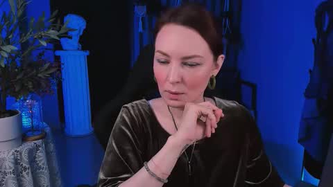 Snapshot of vandarossi chatting on 10/29/25, 09:11 Vanda online show from 10/29/25, 09:11