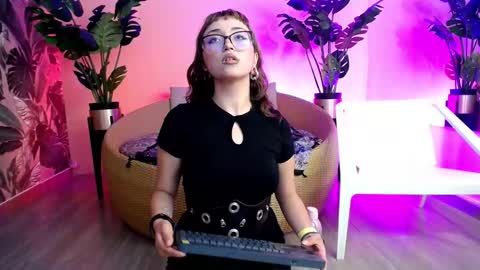 Vane online show from 02/17/26, 08:04