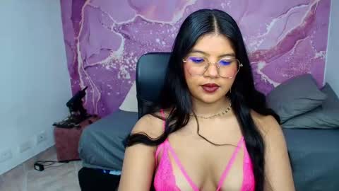 vane_latin18 online show from 03/04/26, 08:04