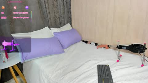 V A N E  online show from 11/08/25, 03:07