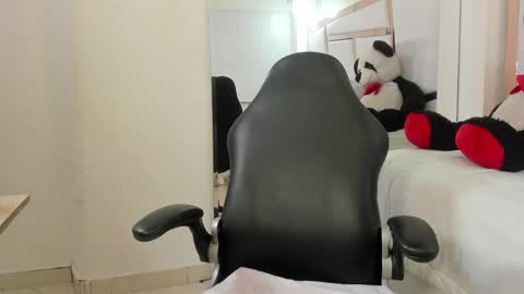 Snapshot of vanel_lope chatting on 05/16/26, 12:18 Vanel Lope online show from 05/16/26, 12:18