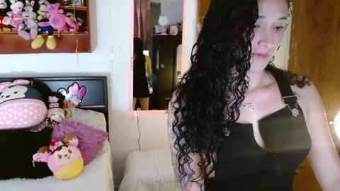 Vanessa online show from 01/10/25, 04:12