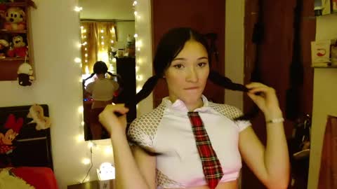 Vanessa online show from 01/21/25, 04:21