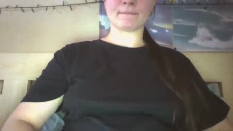 Snapshot of vanesajewel chatting on 02/08/25, 12:39 VanesaJewel online show from 02/08/25, 12:39