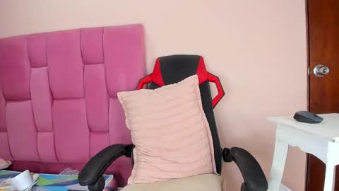 vaness_dior online show from 01/06/25, 09:54