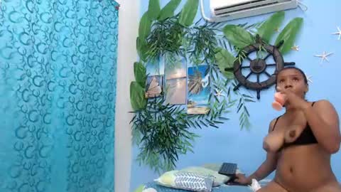 vanesa online show from 07/28/26, 08:45
