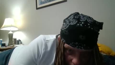 Snapshot of vanessa3211 chatting on 03/04/26, 04:51 greeneyebandit online show from 03/04/26, 04:51