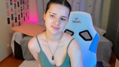 Vanessa online show from 12/25/24, 12:16