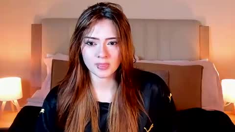 Snapshot of vanessa_foxyy chatting on 06/20/26, 06:44 vanessa_foxyy online show from 06/20/26, 06:44