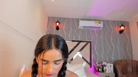    online show from 02/04/25, 06:49