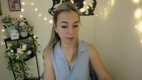 Snapshot of vanessa_joy_ chatting on 05/24/26, 07:46 Vanessa online show from 05/24/26, 07:46