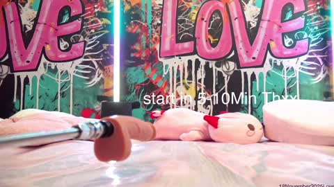  Vanessa  online show from 11/18/25, 03:16