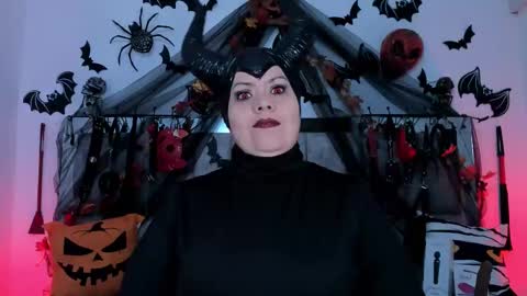 Vanessa online show from 11/02/25, 11:56