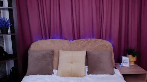 vanessa_moonn online show from 03/07/25, 10:02