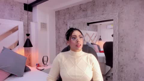 Vanessa  online show from 03/25/26, 07:20