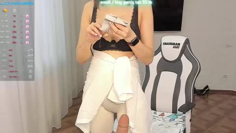 Vanessa online show from 01/10/25, 04:12