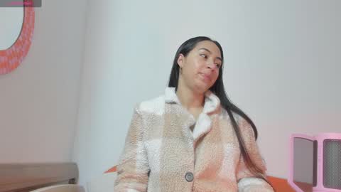 Snapshot of vanessaadol chatting on 12/30/24, 11:04 vanessaadol online show from 12/30/24, 11:04