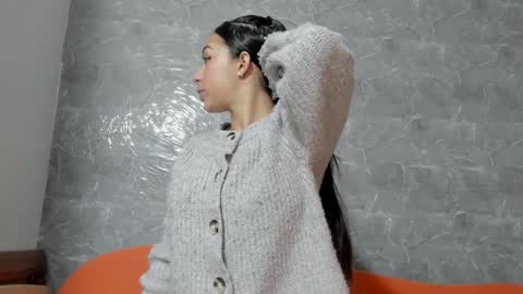 Snapshot of vanessaadol chatting on 01/23/25, 01:13 vanessaadol online show from 01/23/25, 01:13