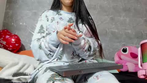 Snapshot of vanessaadol chatting on 02/27/25, 09:11 vanessaadol online show from 02/27/25, 09:11