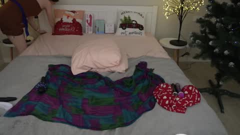 Snapshot of vanessabeautyy chatting on 12/19/24, 04:56 vanessabeautyy online show from 12/19/24, 04:56