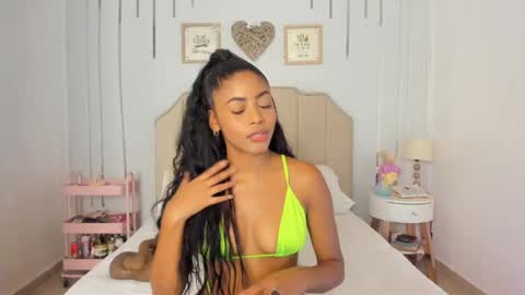 Vanessa online show from 01/18/25, 06:13