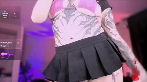 Vanessa  online show from 11/29/25, 02:03