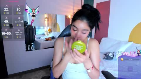 Snapshot of vanessadoofenshmirtz chatting on 02/09/26, 12:20 Mrs Doofenshmirtz online show from 02/09/26, 12:20