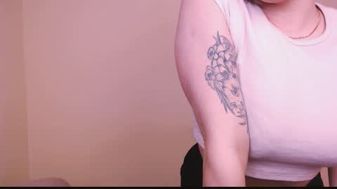 Vanessa online show from 02/13/25, 06:05