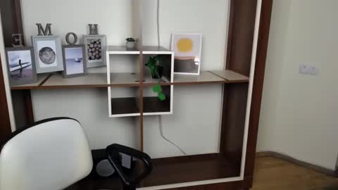 Vanessa online show from 03/10/26, 06:24