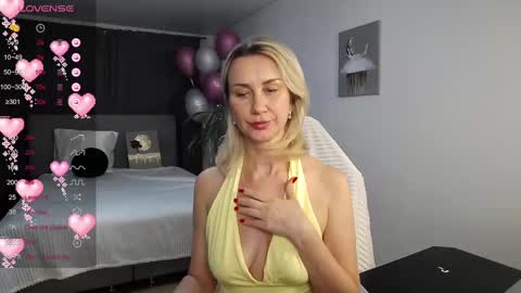 Vanessa  online show from 02/20/25, 04:36
