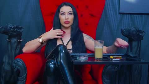 Snapshot of vanessamorningstar1 chatting on 02/04/25, 07:11 Miss Vanessa online show from 02/04/25, 07:11