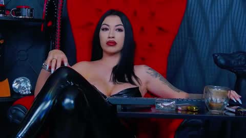 Snapshot of vanessamorningstar1 chatting on 02/21/25, 07:21 Miss Vanessa online show from 02/21/25, 07:21