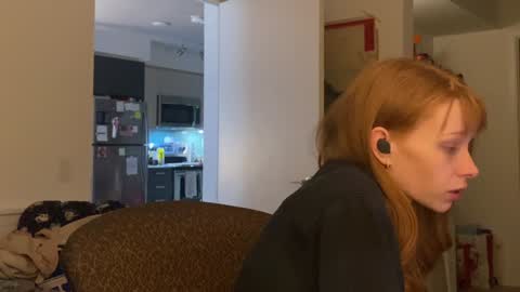Snapshot of vanessapark chatting on 12/18/24, 02:28 Vanessa  online show from 12/18/24, 02:28