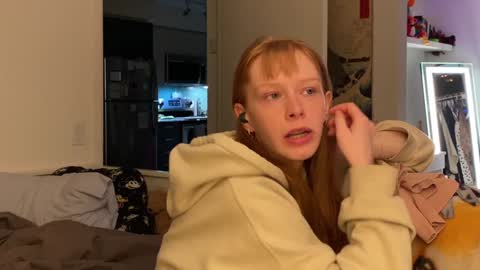 Snapshot of vanessapark chatting on 01/01/25, 10:54 Vanessa  online show from 01/01/25, 10:54