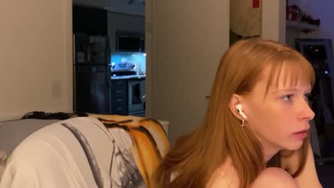 Snapshot of vanessapark chatting on 01/03/25, 11:25 Vanessa  online show from 01/03/25, 11:25