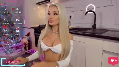 Vanessa online show from 11/24/25, 03:34