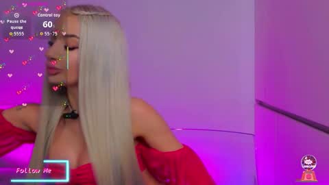 Snapshot of vanessavanne chatting on 02/14/26, 04:26 Vanessa online show from 02/14/26, 04:26