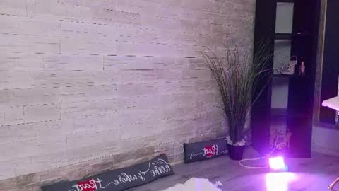 Vanessa online show from 06/10/26, 05:56