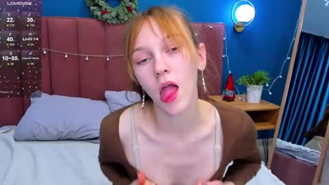 Snapshot of vanillakelly chatting on 01/15/25, 07:15 Sofia online show from 01/15/25, 07:15