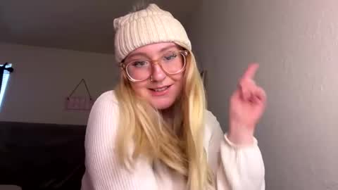 vanillapuddingpie online show from 01/10/25, 09:53